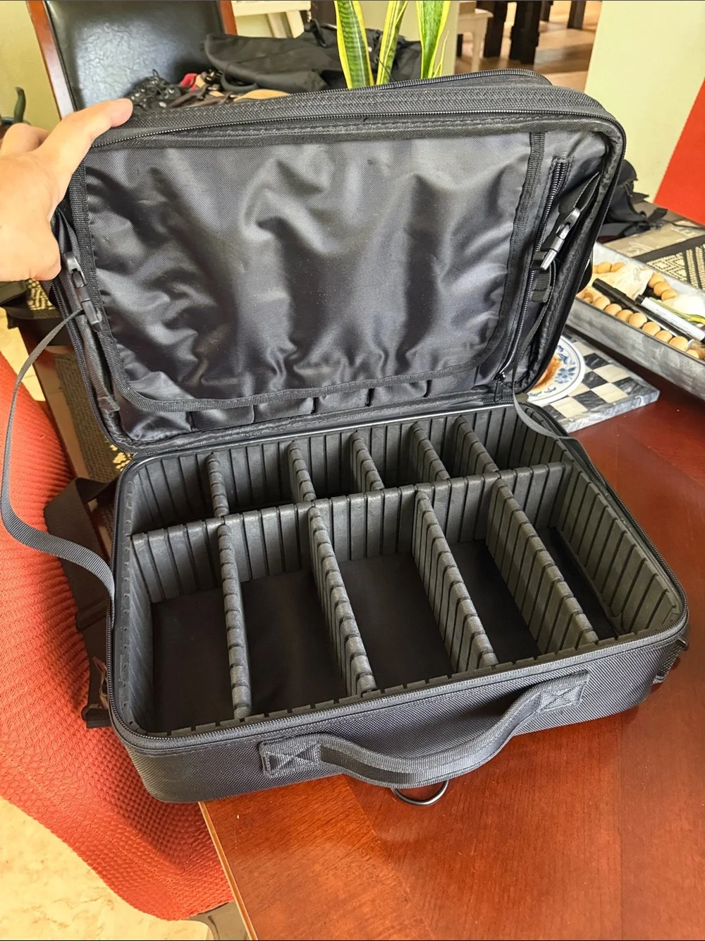 Relavel professional makeup train case- excellent condition
